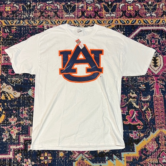 NCAA Auburn University Tigers Football Short Sleeve T Shirt NEW Size L Men’s NWT - Picture 1 of 1